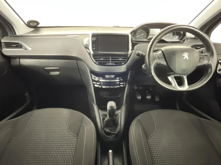 Used 2021 Peugeot 208 1.2 Allure - WeBuyCars The Dome