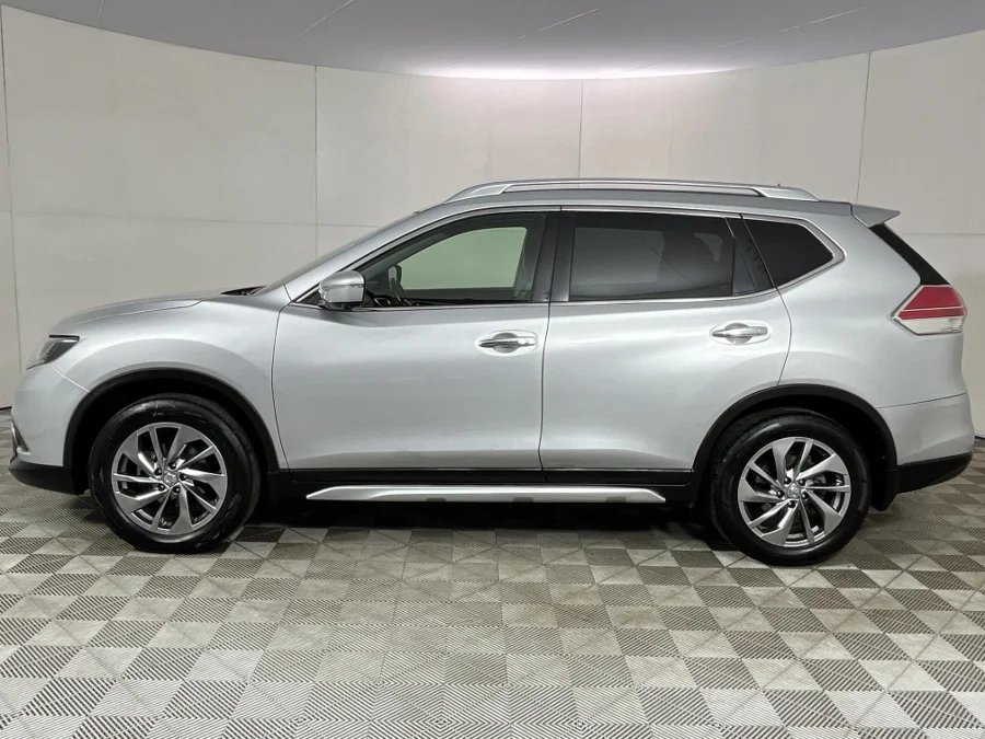 Used 2015 Nissan X-Trail 2.5 4x4 SE - WeBuyCars Polokwane