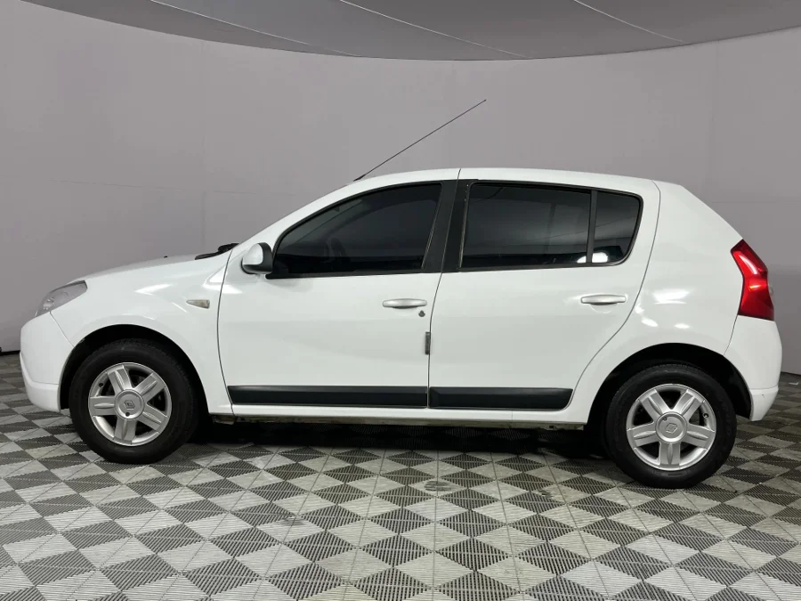 Used 2011 Renault Sandero 1.6 Expression+ Pack - WeBuyCars Brackenfell Cape Town