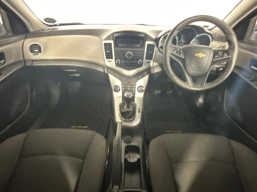 Used 2016 Chevrolet Cruze sedan 1.6 L - WeBuyCars Richmond Used 2016 Chevrolet Cruze sedan 1.6 L - WeBuyCars Richmond