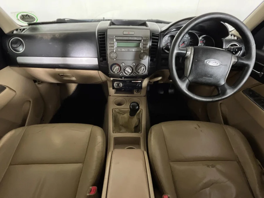 Used 2013 Ford Everest 3.0TDCi XLT - WeBuyCars The Dome