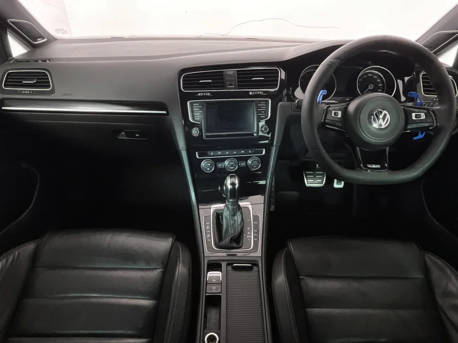 Used 2016 Volkswagen Golf R auto - WeBuyCars Montana