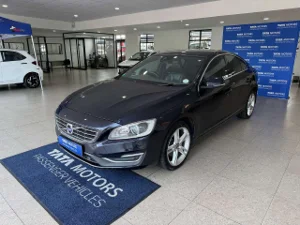 Used 2016 Volvo S60 T4 Momentum