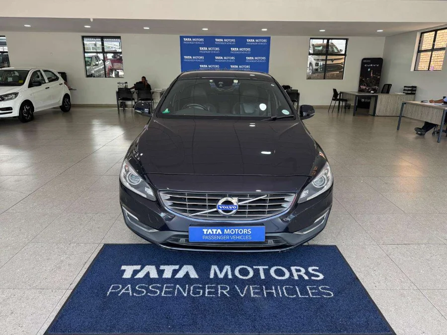 Used 2016 Volvo S60 T4 Momentum - AutoCity Group