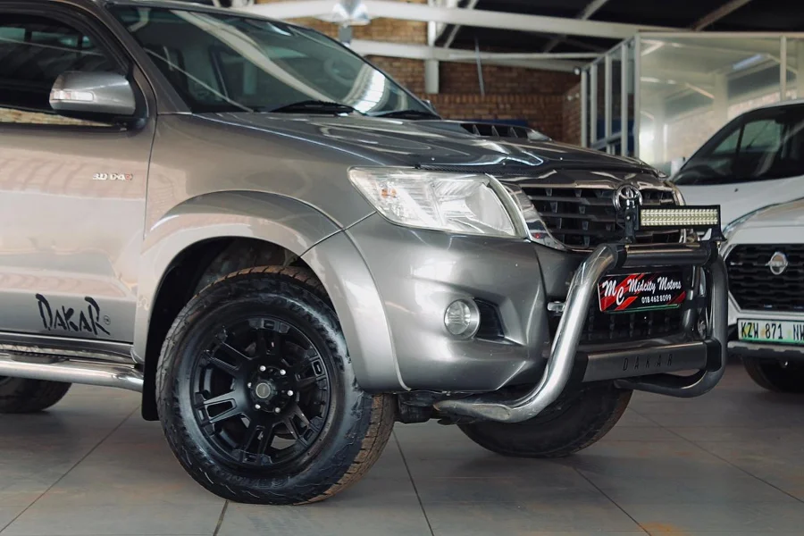 Used 2014 Toyota Hilux 3.0D-4D 4x4 Raider Dakar edition - Midcity Motors Klerksdorp