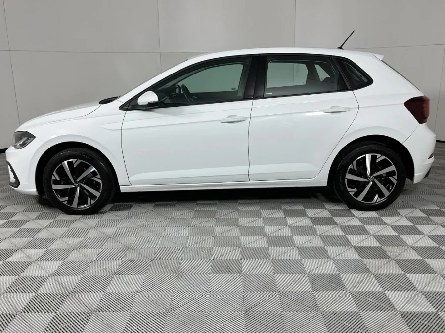 Used 2024 Volkswagen Polo hatch 1.0TSI Life auto - WeBuycars East London