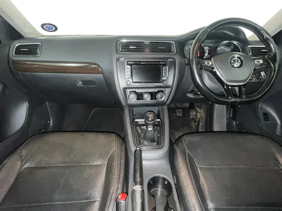 Used 2015 Volkswagen Jetta 1.4TSI Comfortline - WeBuyCars Durban