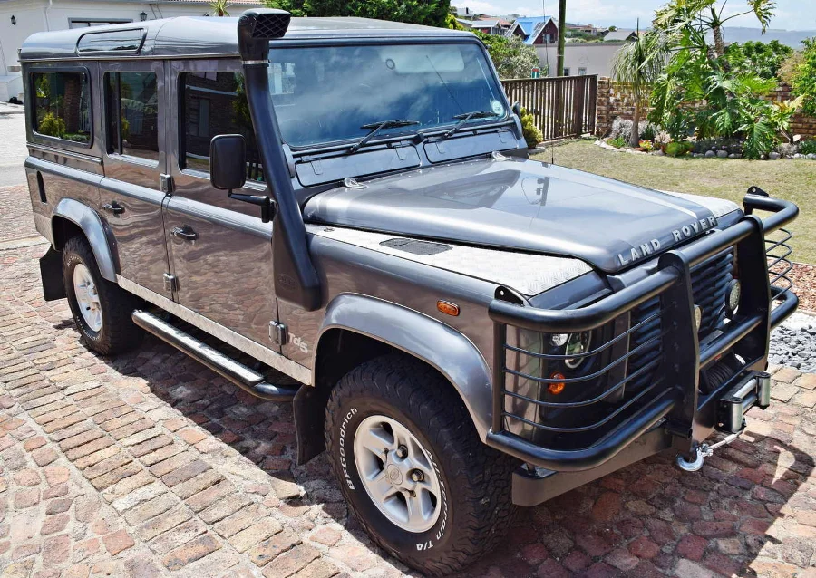 Used 2007 Land Rover Defender 110 2.5 Td5 County - Private Seller Used 2007 Land Rover Defender 110 2.5 Td5 County - Private Seller