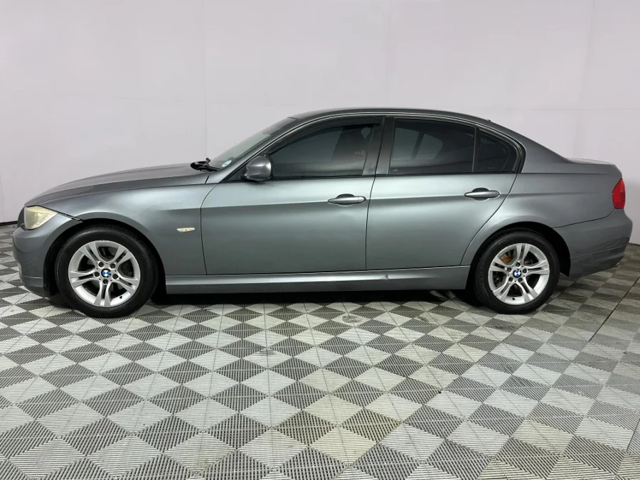 Used 2011 BMW 3 Series 320i auto - WeBuyCars Richmond