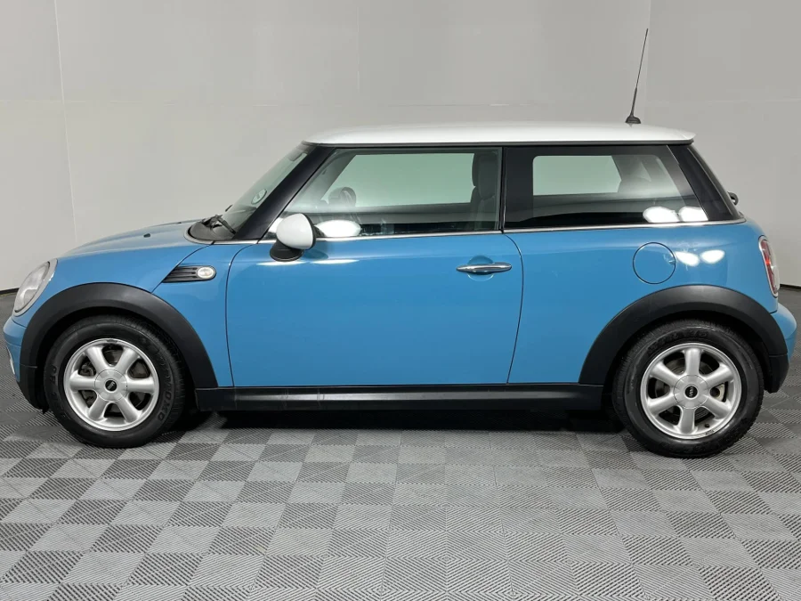 Used 2010 MINI Hatch Cooper - WeBuyCars Montana
