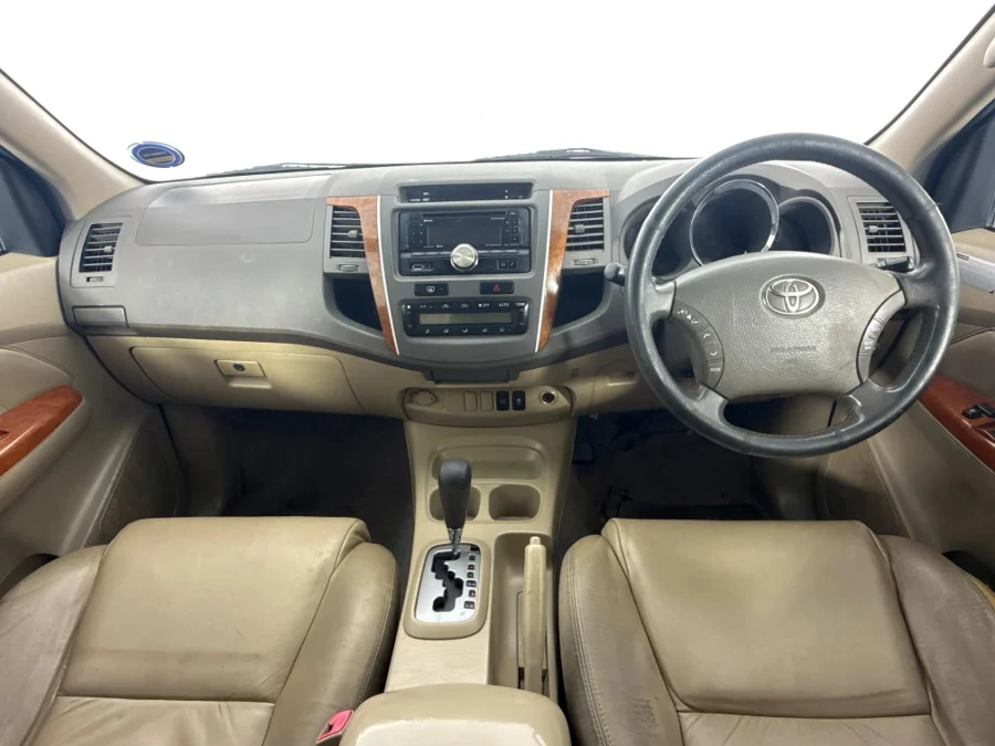 Used 2011 Toyota Fortuner V6 4.0 - WeBuyCars Vereeniging