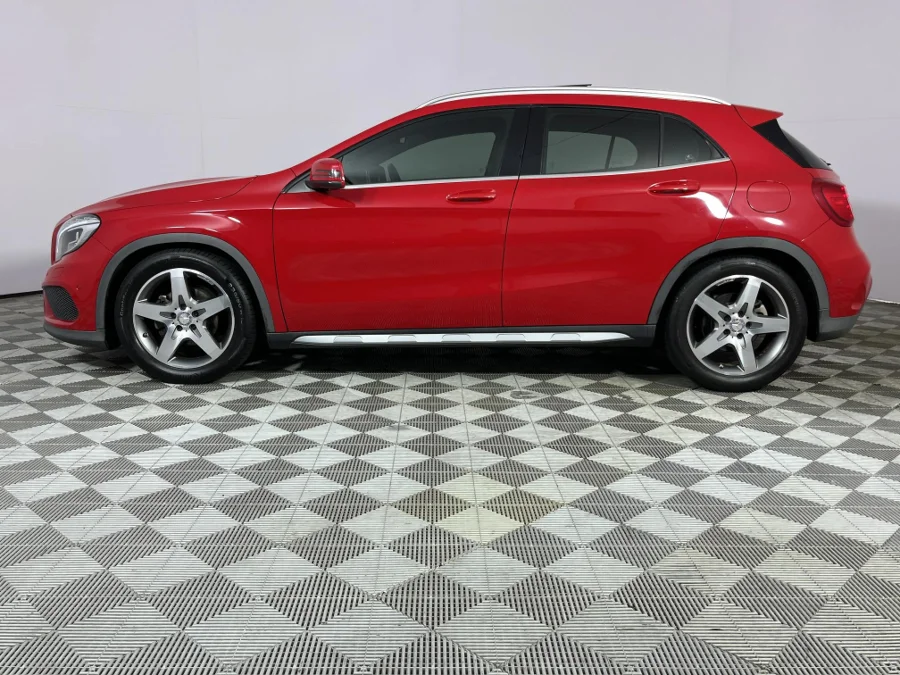 Used 2015 Mercedes-Benz GLA 200 auto - WeBuyCars Brackenfell Cape Town