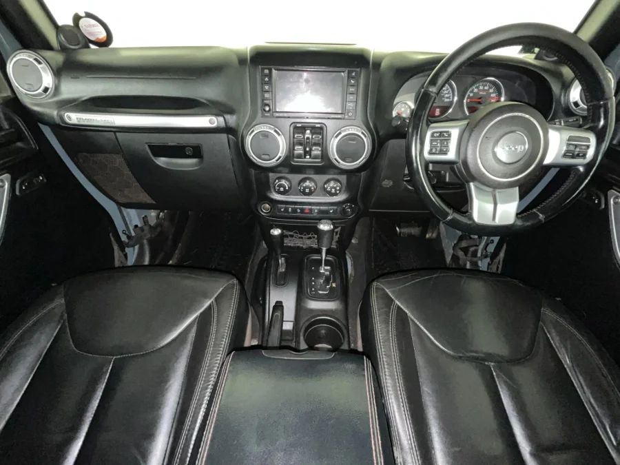 Used 2013 Jeep Wrangler Unlimited 3.6L Rubicon X - WeBuyCars JHB South