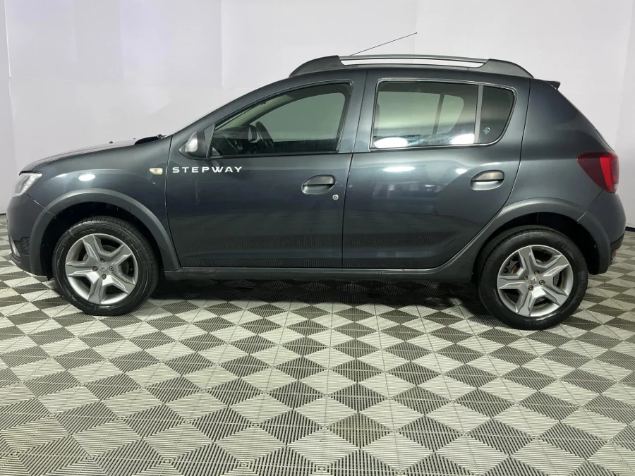 Used 2021 Renault Sandero 66kW turbo Stepway Expression - WeBuyCars JHB South
