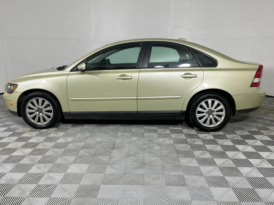 Used 2005 Volvo S40 2.4i Geartronic - WeBuyCars Riverhorse