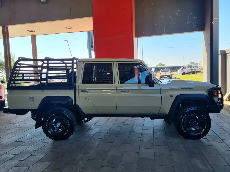 Used 2024 Toyota Land Cruiser 79 2.8GD-6 double cab - Highway Motors Used 2024 Toyota Land Cruiser 79 2.8GD-6 double cab - Highway Motors