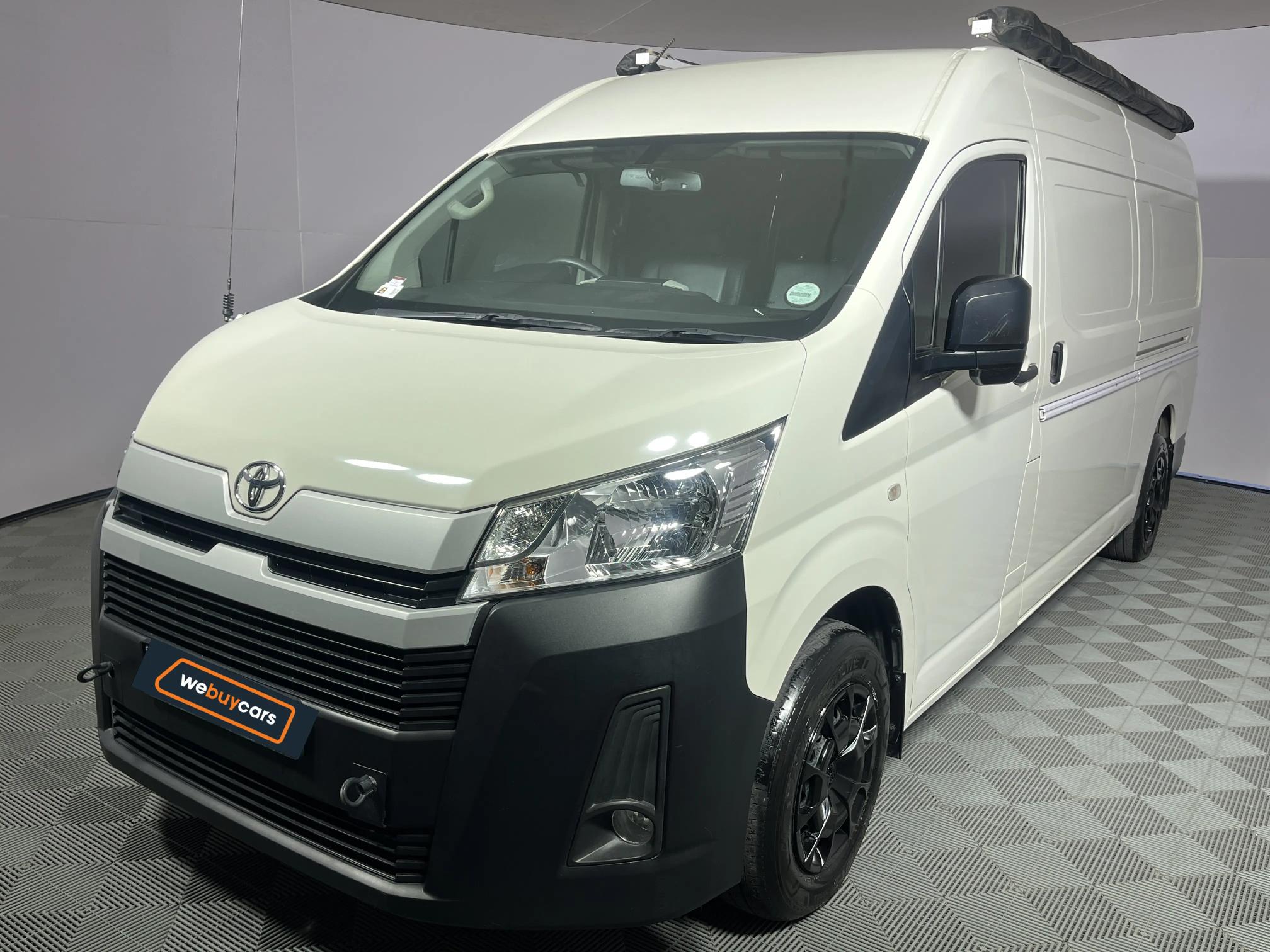Used 2022 Toyota Quantum 2.8 SLWB panel van