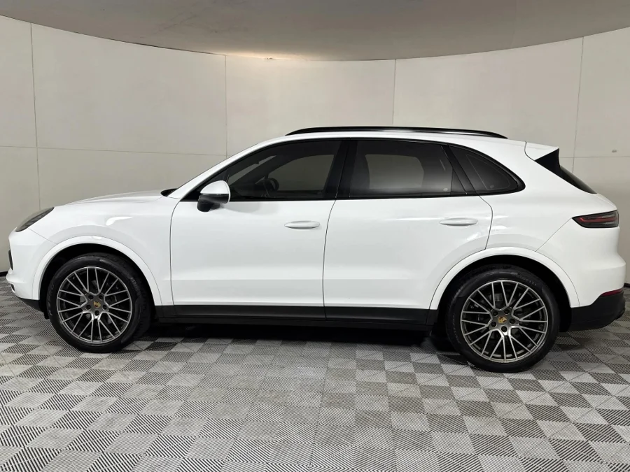 Used 2022 Porsche Cayenne Platinum Edition - WeBuyCars Silverlakes