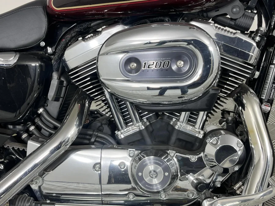 Used 2015 Harley Davidson Sportster Xl1200 Custom - WeBuyCars The Dome