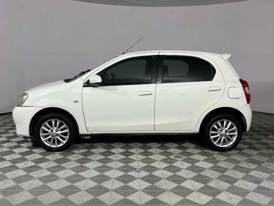 Used 2014 Toyota Etios hatch 1.5 Sprint - WeBuyCars Brackenfell Cape Town