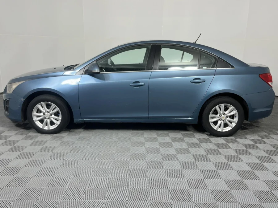 Used 2014 Chevrolet Cruze sedan 1.4T LS - WeBuyCars Montana
