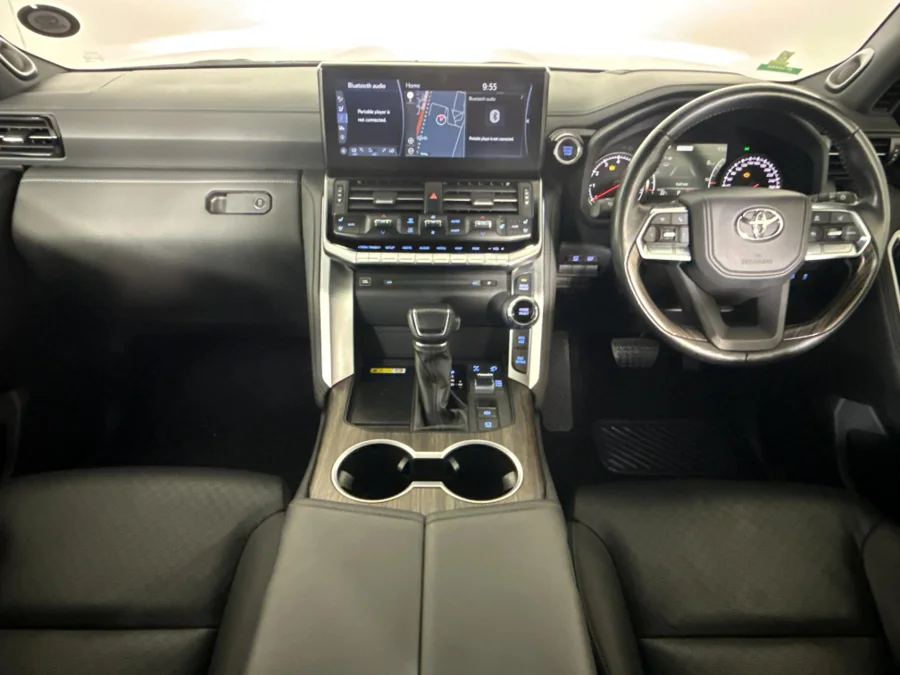 Used 2021 Toyota Land Cruiser 300 3.5T ZX - WeBuyCars Midstream