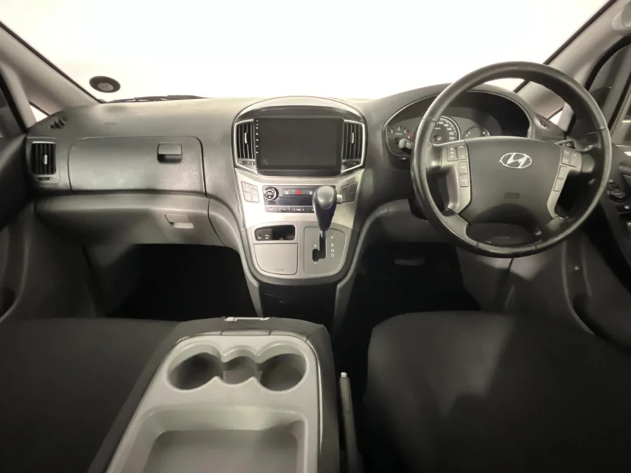 Used 2017 Hyundai H-1 2.5VGTi bus Elite 9-seater - WeBuyCars Richmond