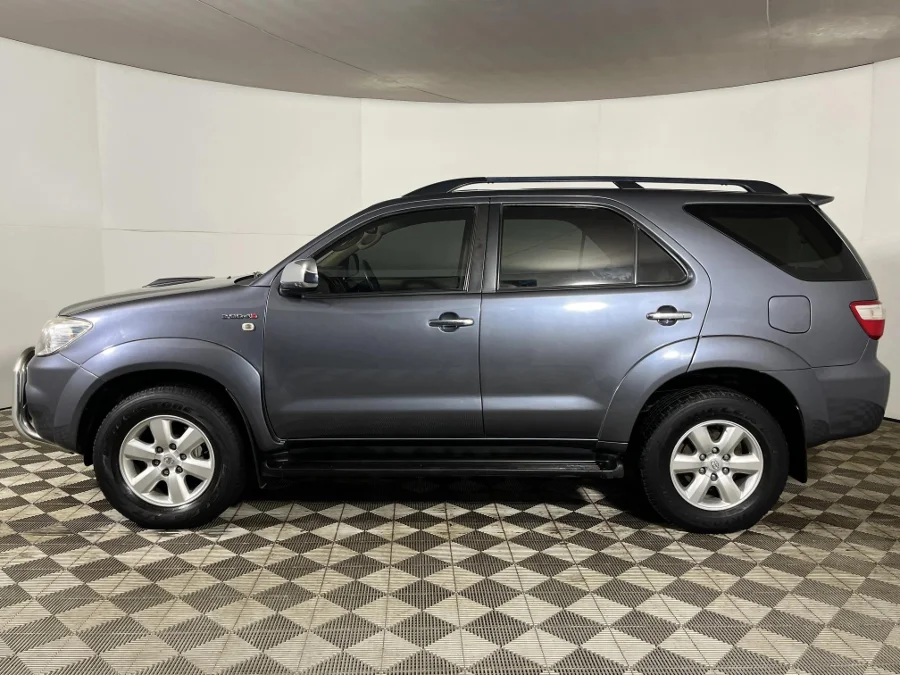 Used 2010 Toyota Fortuner 3.0D-4D - WeBuyCars Germiston