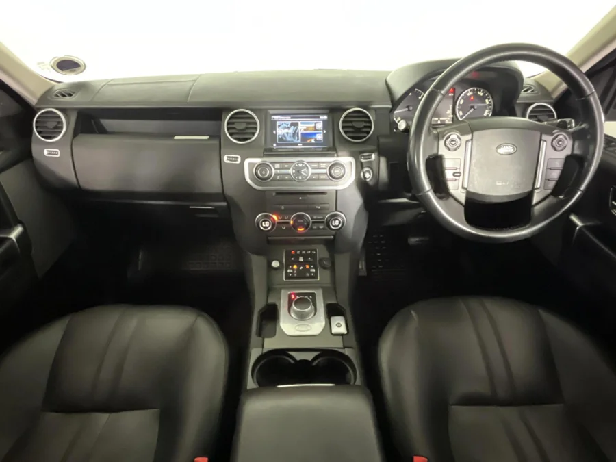 Used 2015 Land Rover Discovery SDV6 SE - WeBuyCars Silverlakes