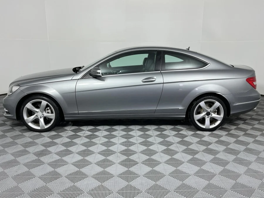 Used 2013 Mercedes-Benz C-Class C250 coupe - WeBuyCars Montana