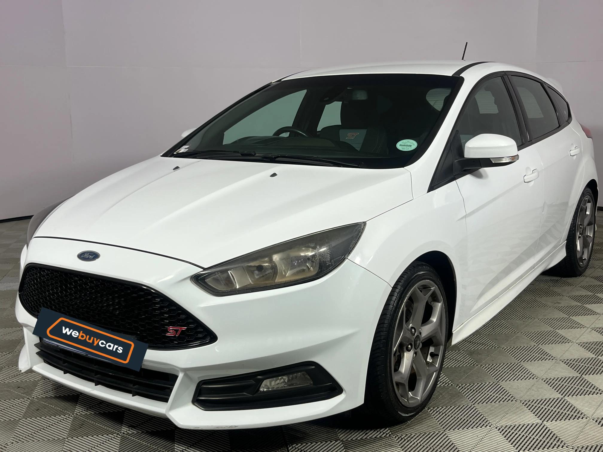Used 2017 Ford Focus ST 1