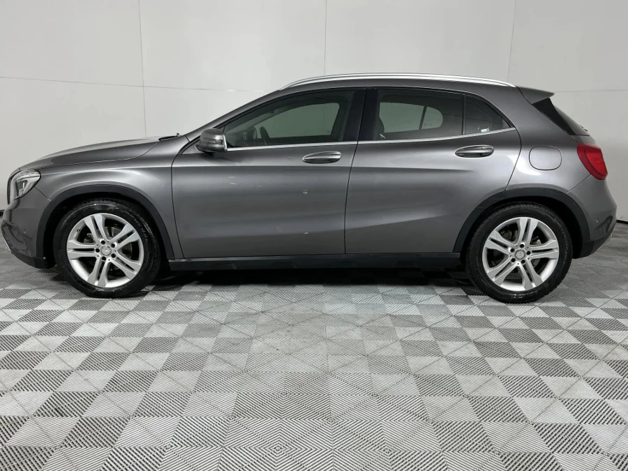 Used 2014 Mercedes-Benz GLA 200d auto - WeBuycars East London Used 2014 Mercedes-Benz GLA 200d auto - WeBuycars East London