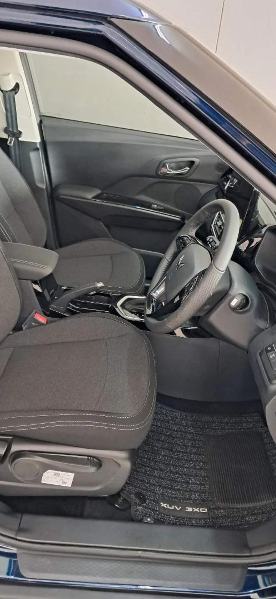 New 2026 Mahindra XUV 3XO 1.2T AX5 auto - Mahindra New Cars Centurion