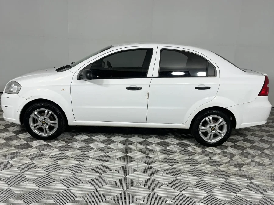 Used 2015 Chevrolet Aveo sedan 1.6 L - WeBuyCars Richmond