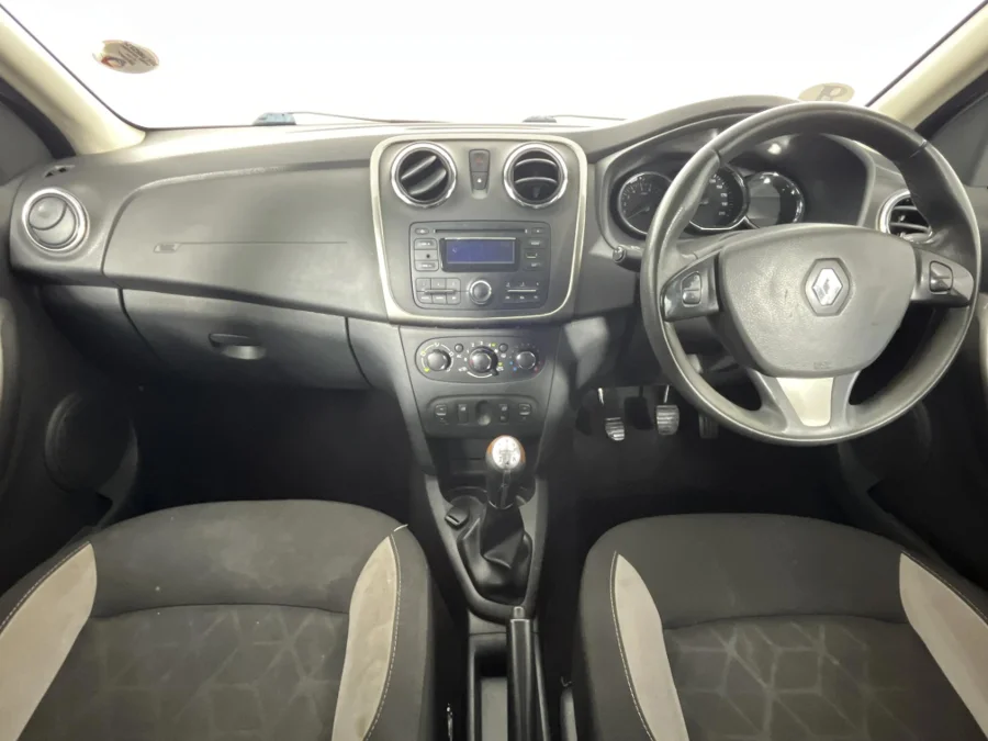 Used 2015 Renault Sandero Stepway 66kW turbo - WeBuyCars Montana Used 2015 Renault Sandero Stepway 66kW turbo - WeBuyCars Montana