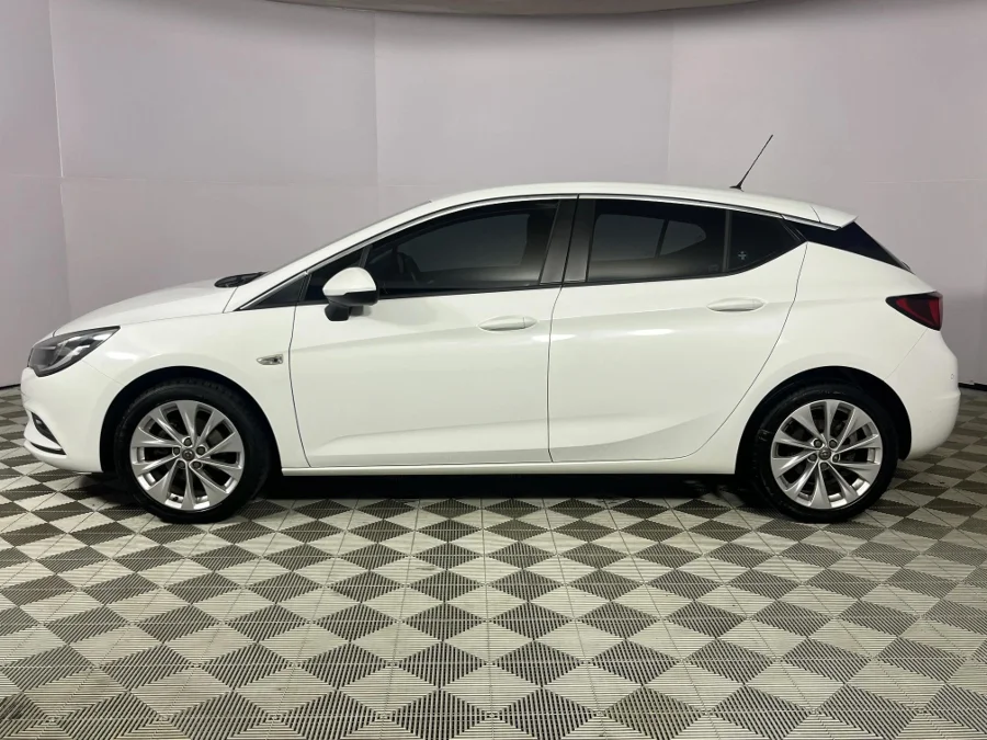 Used 2019 Opel Astra hatch 1.0T Enjoy - WeBuyCars Silverlakes