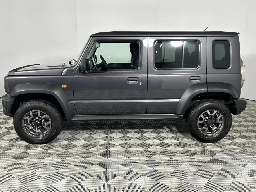 Used 2024 Suzuki Jimny 1.5 GLX AllGrip 5-door auto - WeBuyCars Lansdowne
