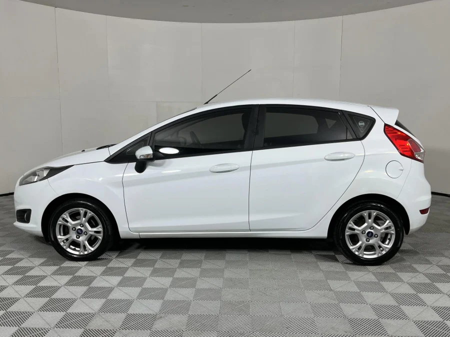 Used 2017 Ford Fiesta 5-door 1.0T Trend - WeBuyCars Gqeberha