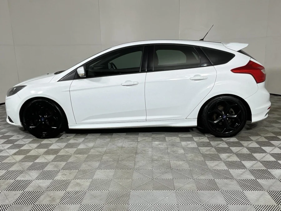 Used 2014 Ford Focus ST 3 - WeBuyCars Riverhorse