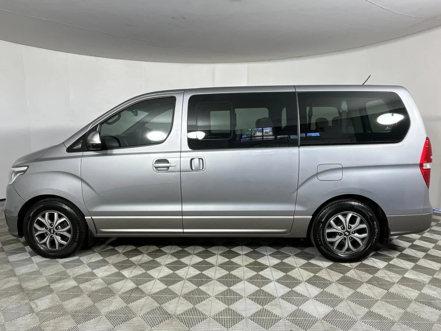 Used 2018 Hyundai H-1 2.5VGTi bus Elite 9-seater - WeBuyCars George