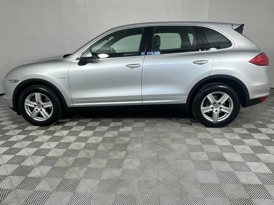 Used 2014 Porsche Cayenne diesel - WeBuyCars George
