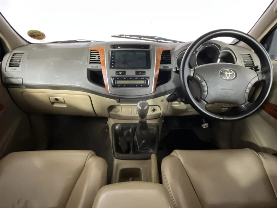 Used 2010 Toyota Fortuner 3.0D-4D 4x4 - WeBuyCars Durban