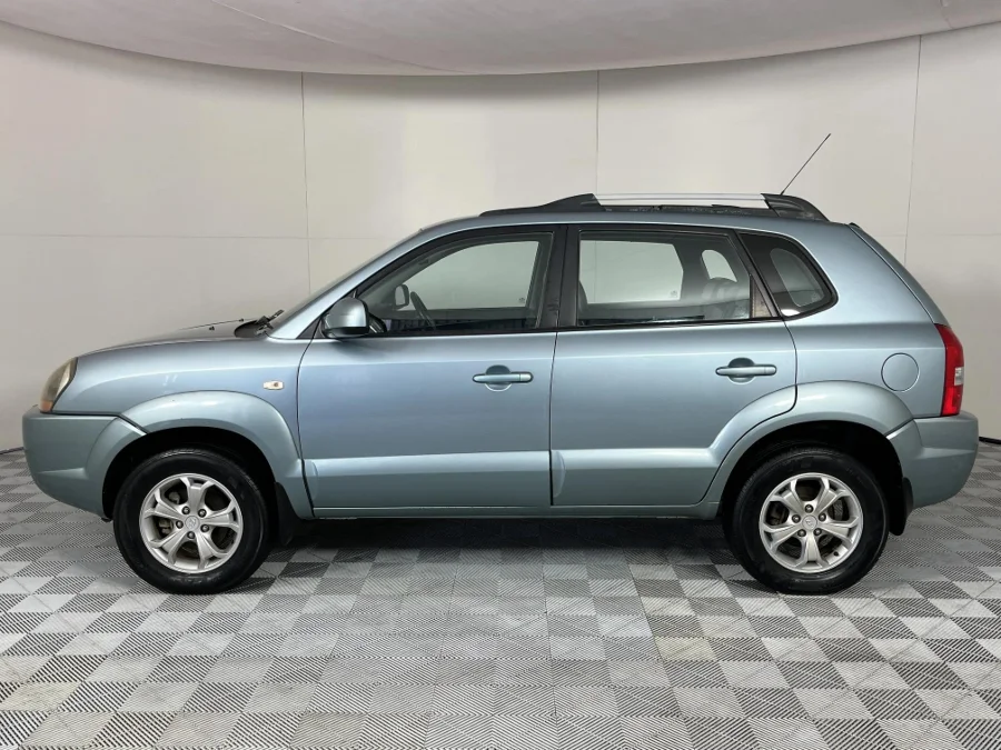 Used 2010 Hyundai Tucson 2.0 GLS - WeBuyCars Mbombela