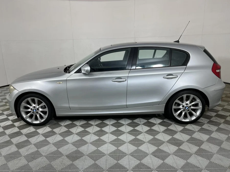 Used 2011 BMW 1 Series 120i 5-door - WeBuyCars JHB South Used 2011 BMW 1 Series 120i 5-door - WeBuyCars JHB South