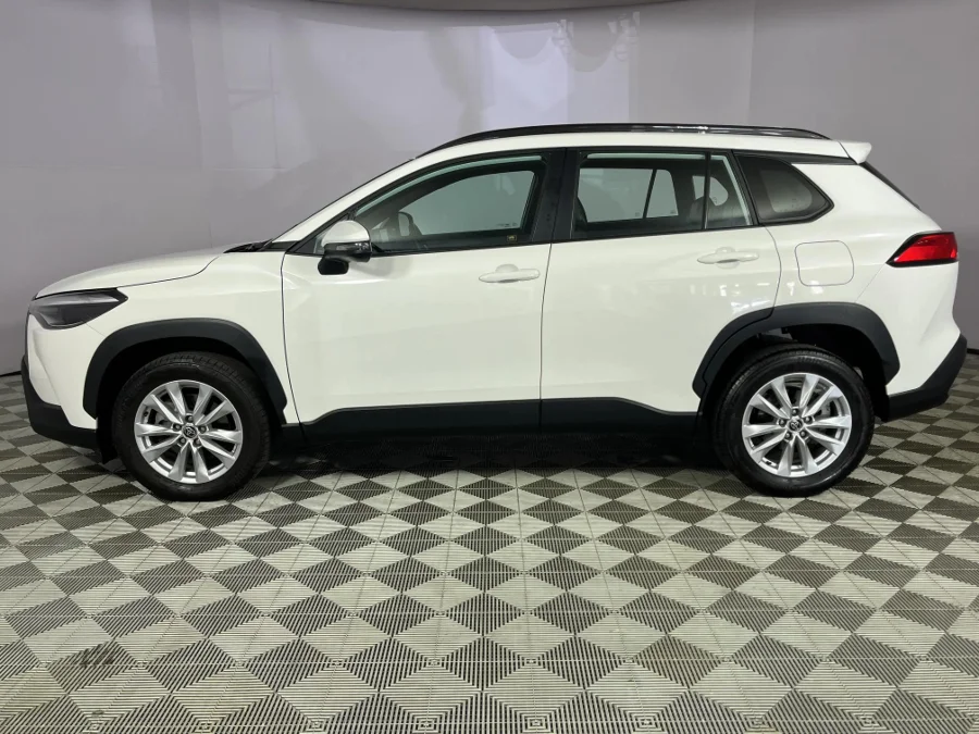 Used 2024 Toyota Corolla Cross 1.8 XS - WeBuyCars Durban