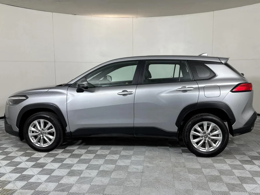 Used 2023 Toyota Corolla Cross 1.8 Xi - WeBuyCars Midstream
