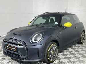 Used 2022 MINI Hatch Cooper SE Hatch 3-door