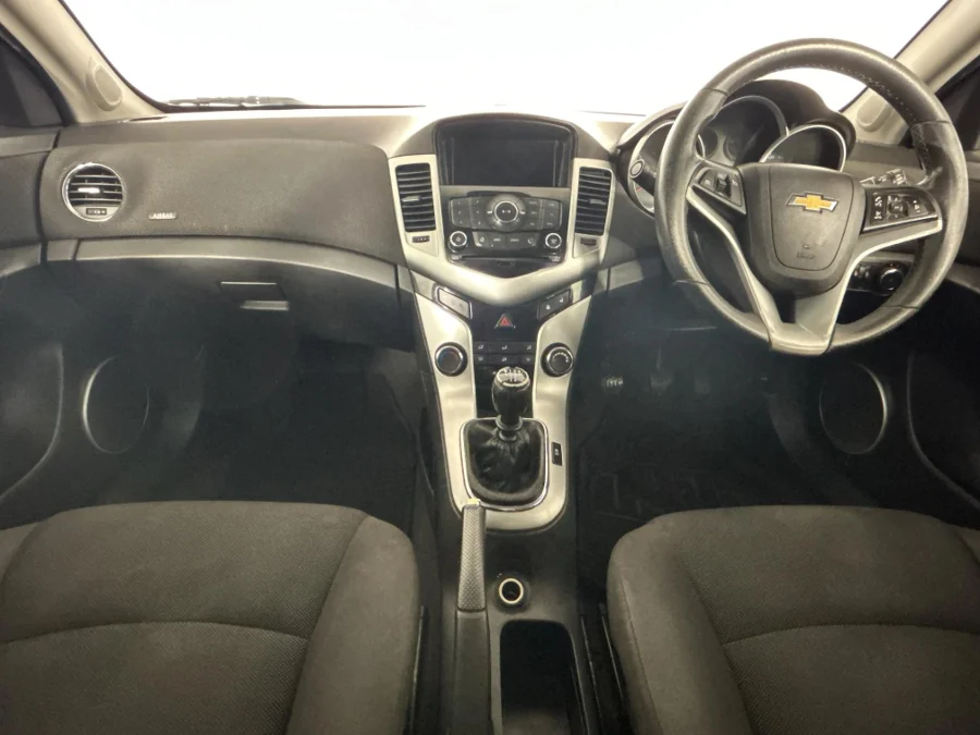 Used 2015 Chevrolet Cruze hatch 1.4T LS - WeBuyCars Richmond