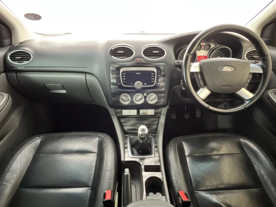 Used 2011 Ford Focus 2.0 5-door Si - WeBuyCars Montana Used 2011 Ford Focus 2.0 5-door Si - WeBuyCars Montana