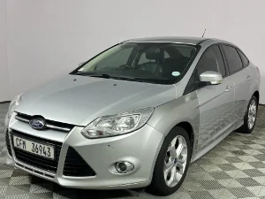 Used 2014 Ford Focus sedan 1.6 Trend